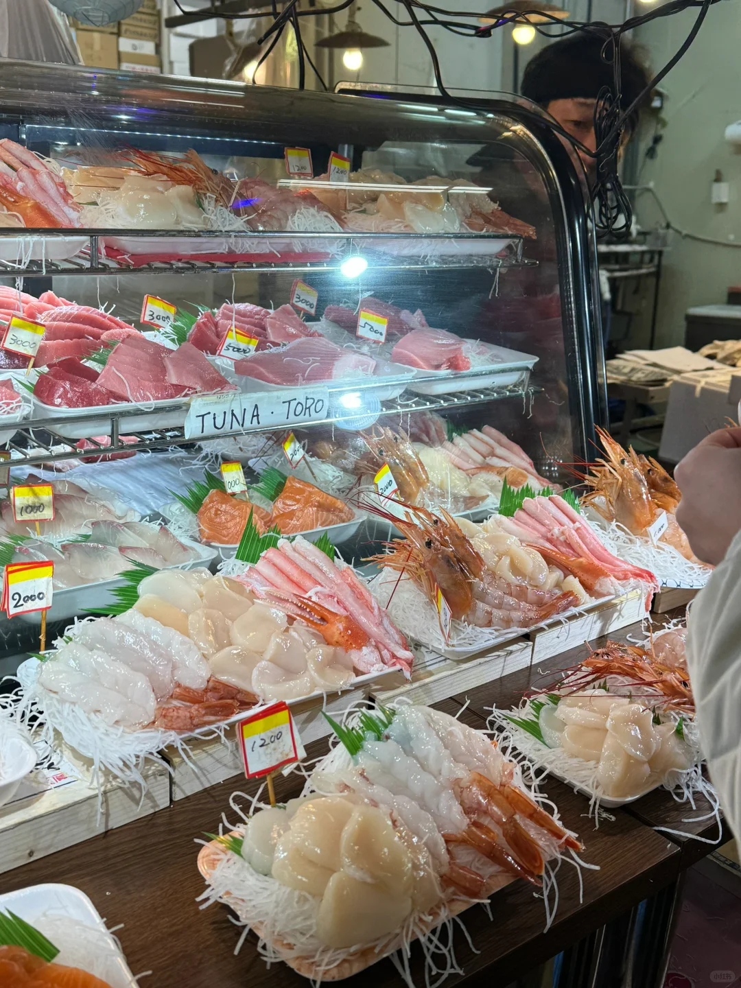 Don't Miss Out! The Morning Market at Tsukiji Honganji Temple Market is Absolutely Awesome!