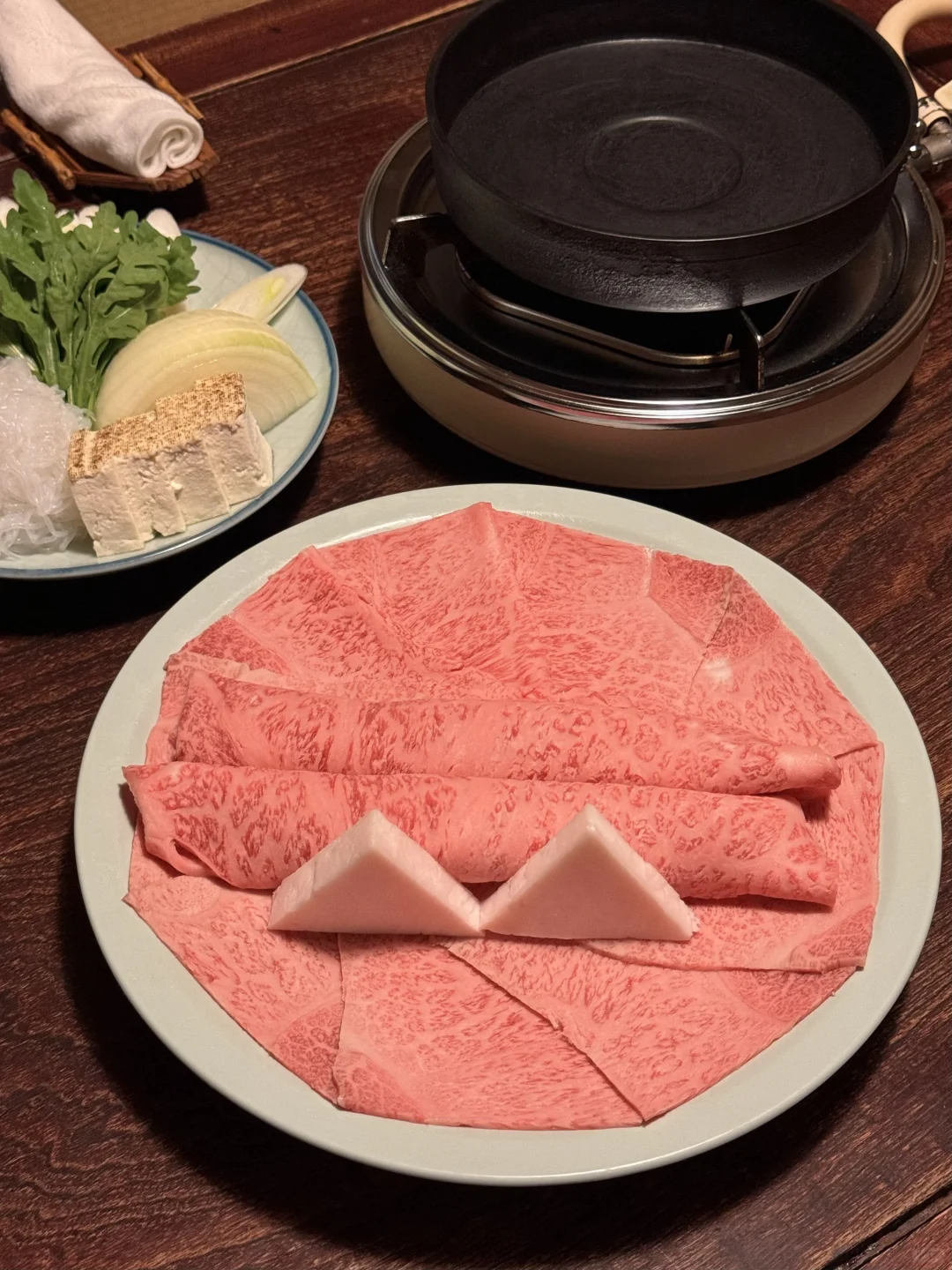 Tokyo's Awesome Tasty Sukiyaki!!
