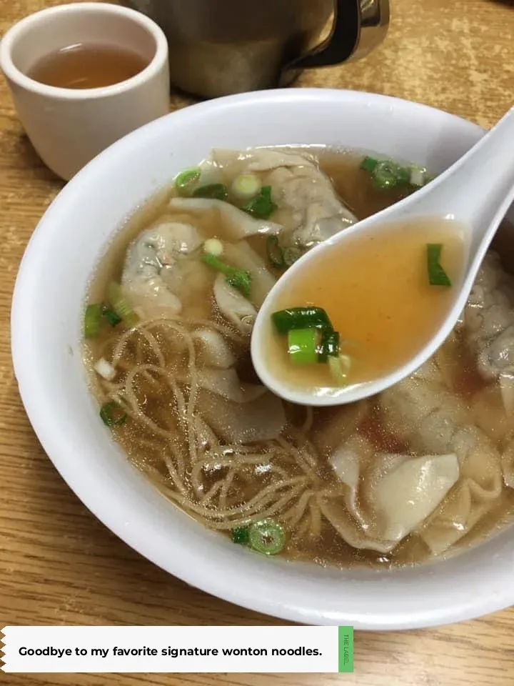 Sad News! This Long-Established Eatery in Chicago's Chinatown Is Closing Down