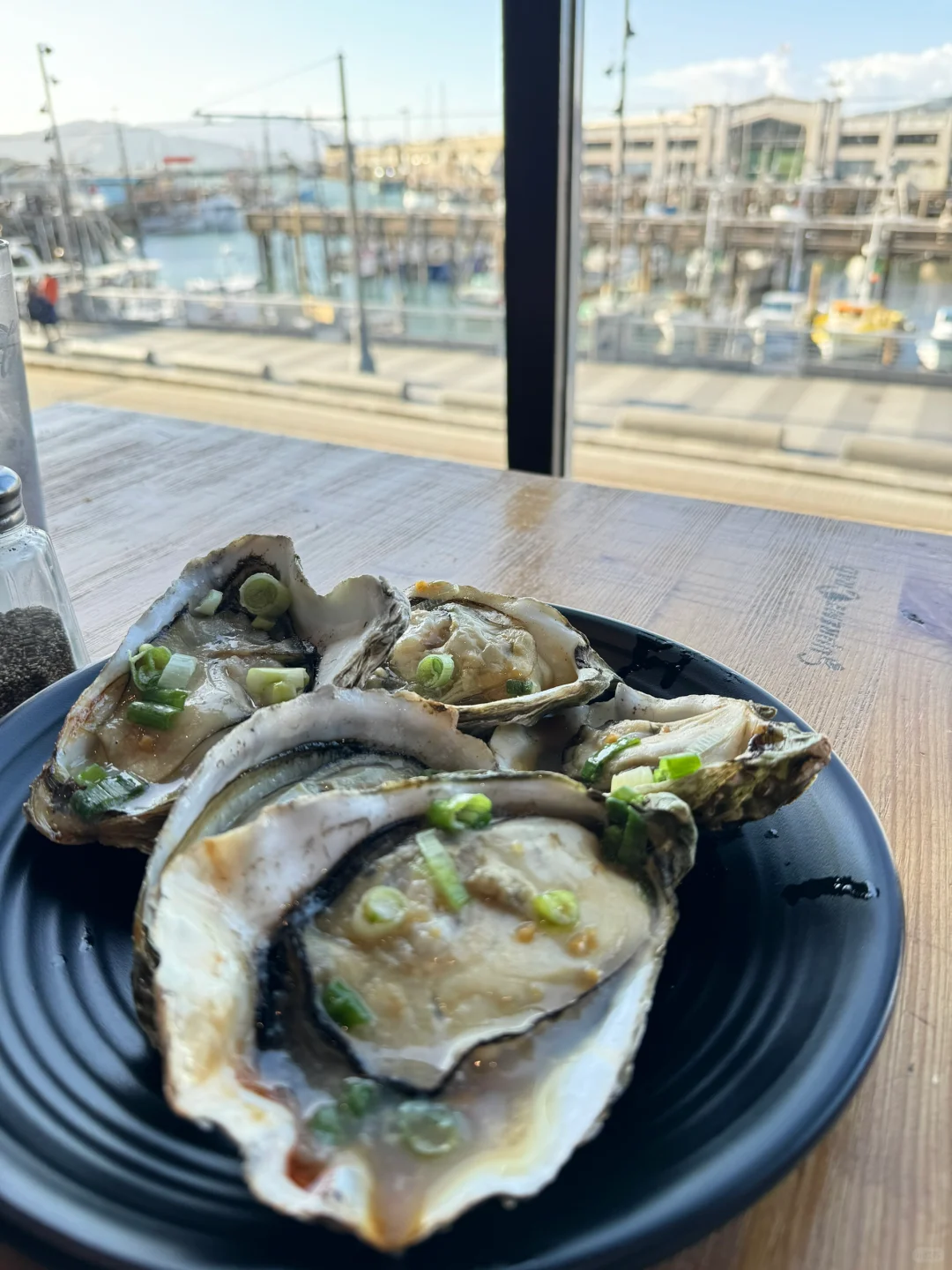 Fisherman's Wharf: $29.99 All-You-Can-Eat Oysters 🦪