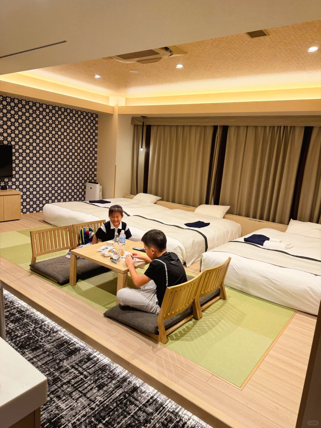 In Tokyo, I Only Stay at This Onsen Hotel – Totally Worth It! 👍