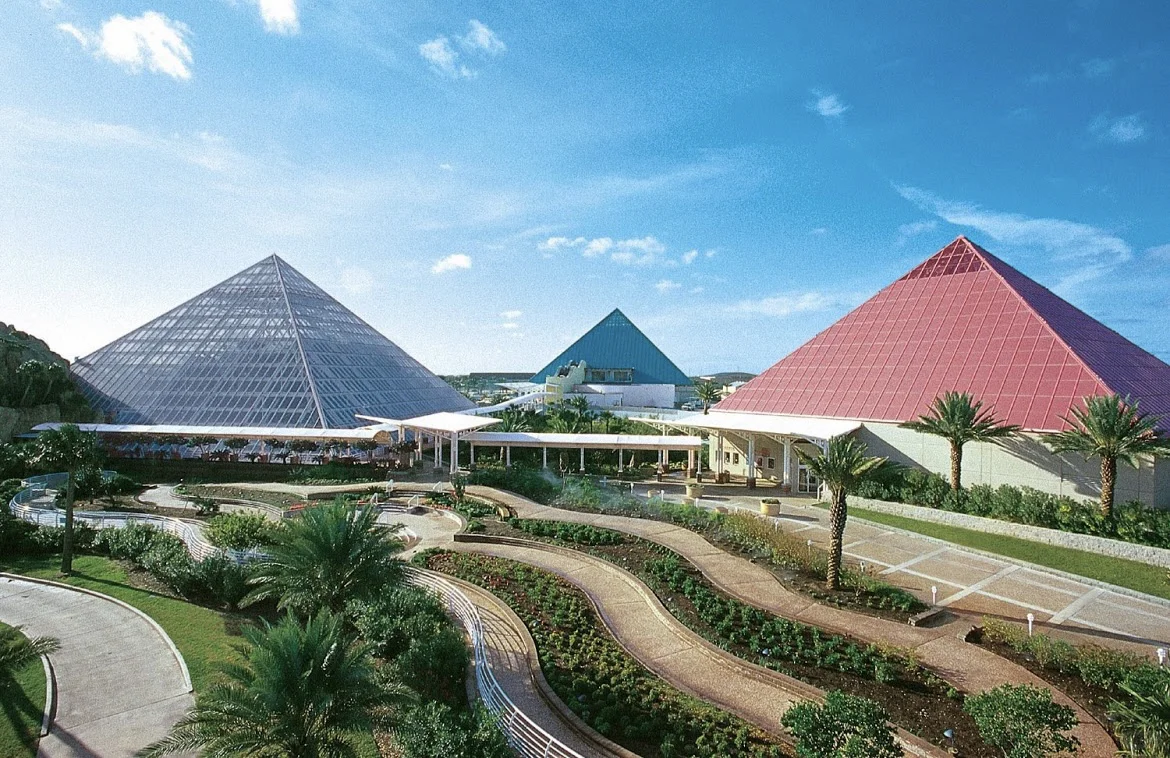 Houston Moody Gardens Travel Guide