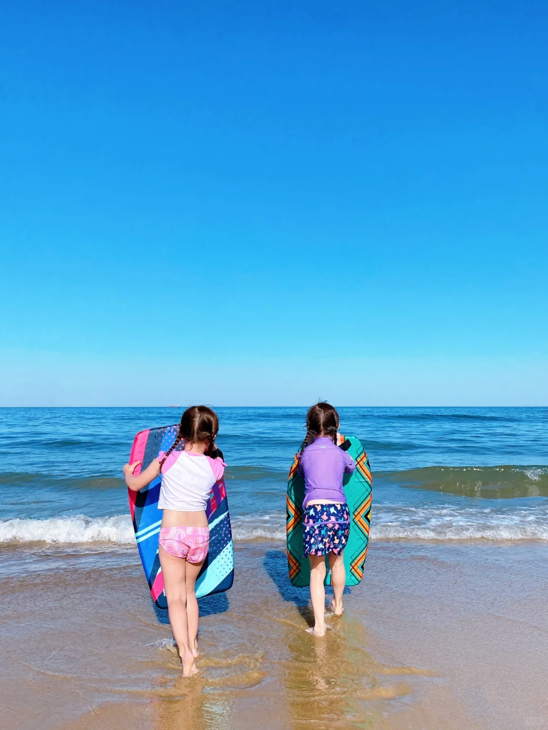 ✈️ Travel | Top Spring Break Getaway Spot – Virginia Beach