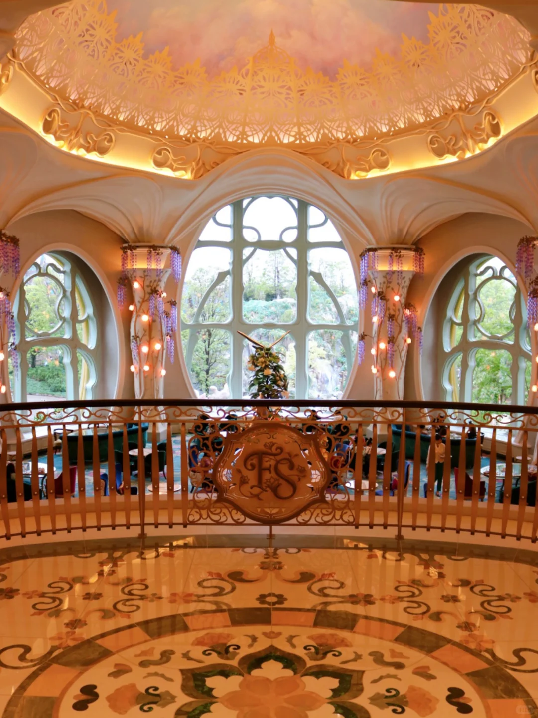 "I Stayed at a Dreamy Hot Spring Hotel 🦋"