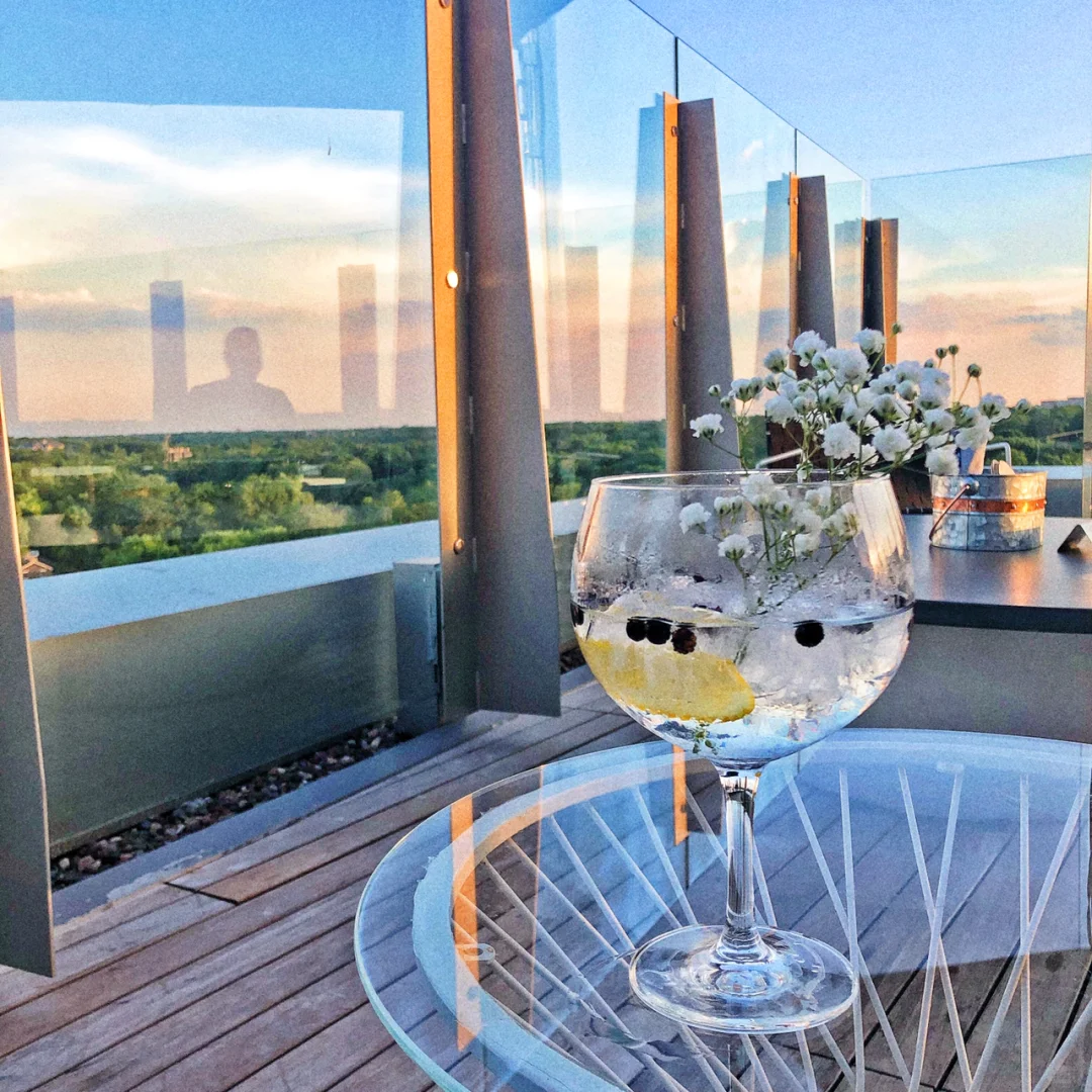 Columbus' Cozy Drinking Spots (21+ Only)