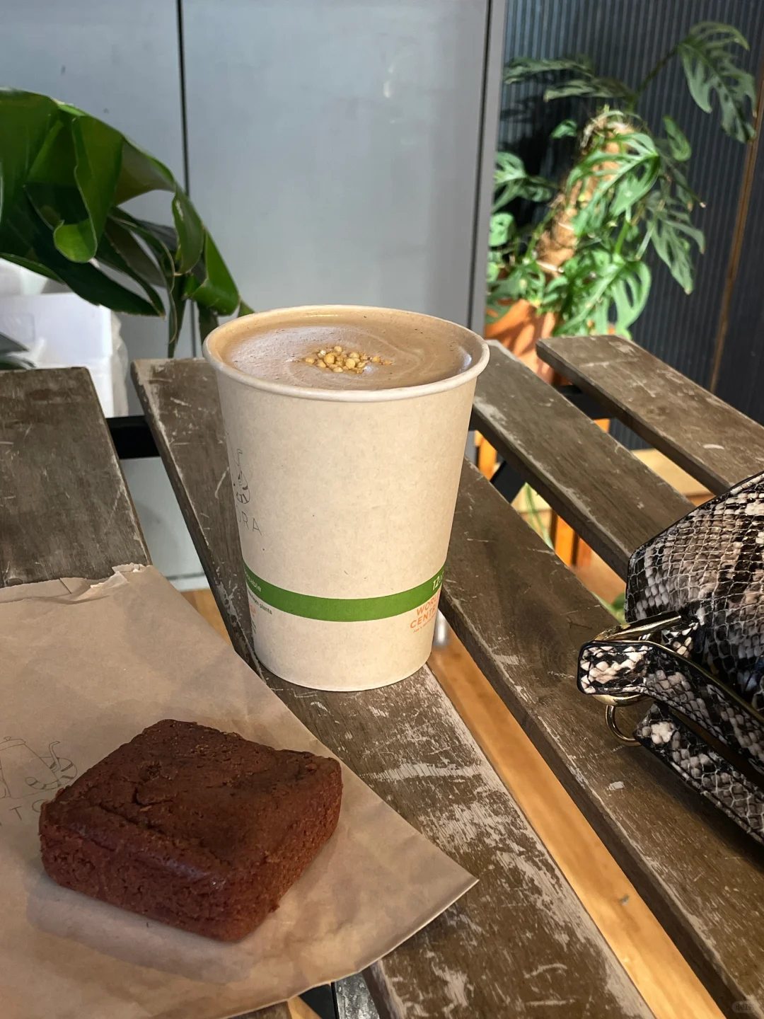 New York Coffee & Baking | KIJITORA | Cats and Japanese Sweet Drinks