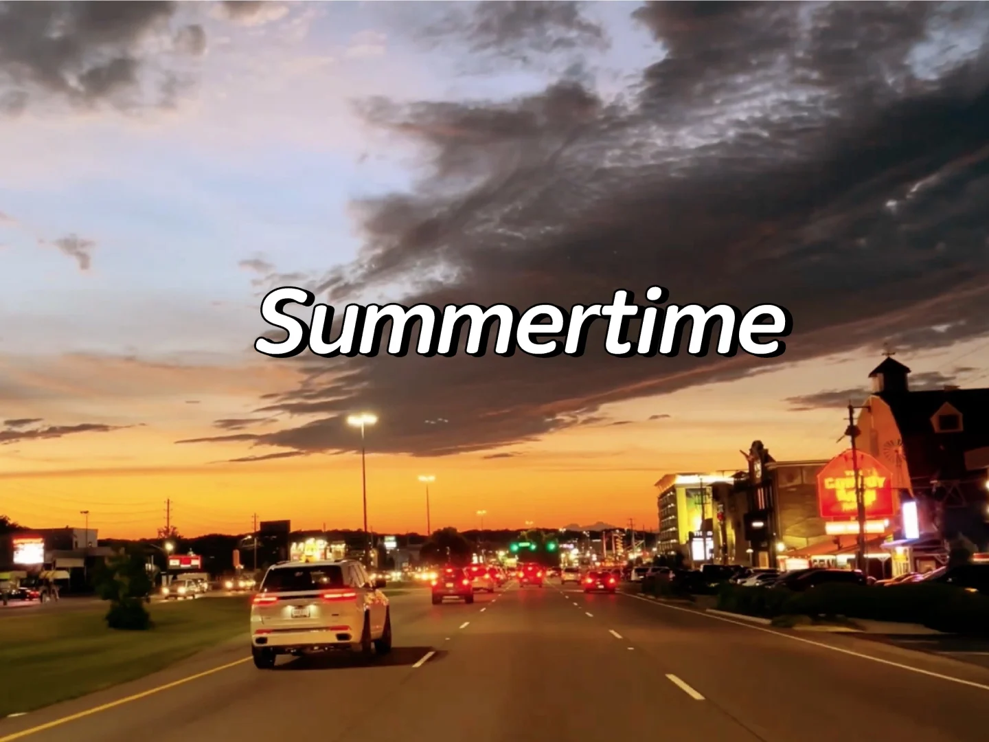 Driving into the Sunset with Electronic Music 🌇 Cruising Through a Southern U.S. Town 🍹