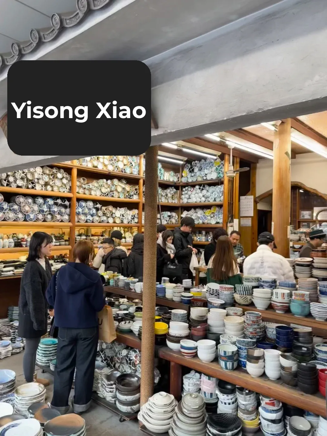 🇯🇵 In Tokyo, Don't Miss This Street Only the Locals Know About