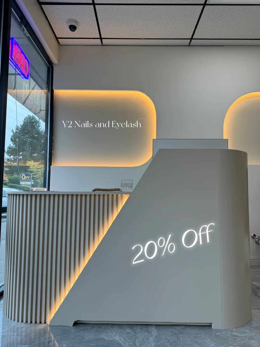 Is This a Nail Salon in Seattle?