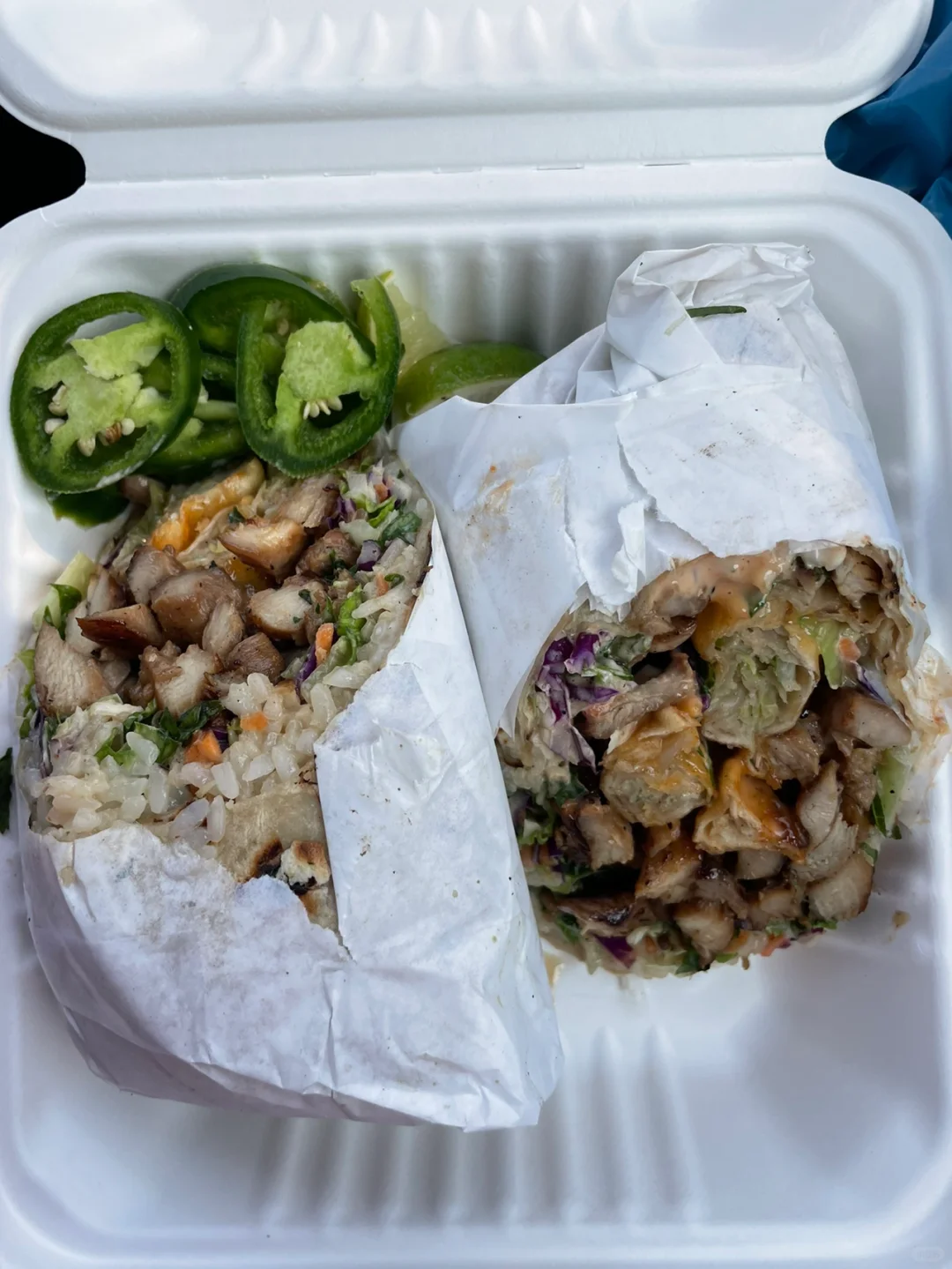 Recommended: Chops Burrito in Lynnwood, Seattle – Generous Portions and Delicious Flavors!