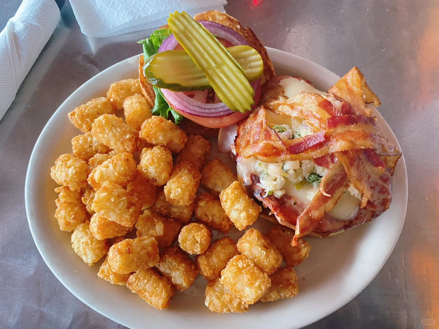 Atlanta Food Adventure | Unbeatable American Charcoal-Grilled Burgers