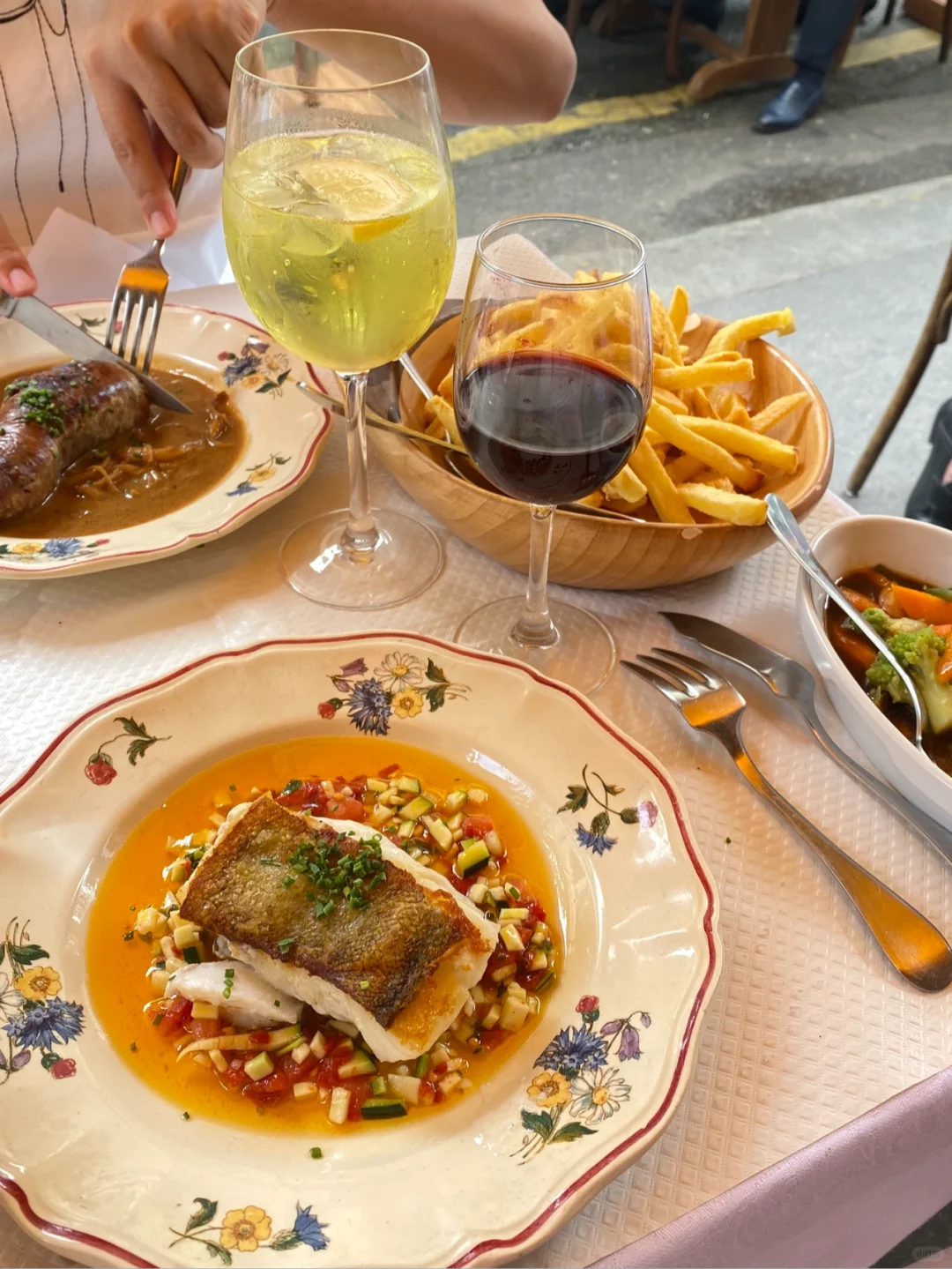 🇫🇷 Paris' 6th Arrondissement: A Super Authentic French Bistro 😍😍