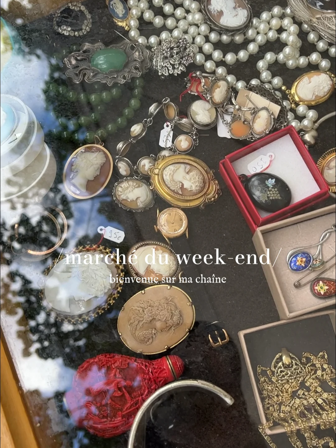 Check Out the Vintage Market in Paris This Weekend 🍹