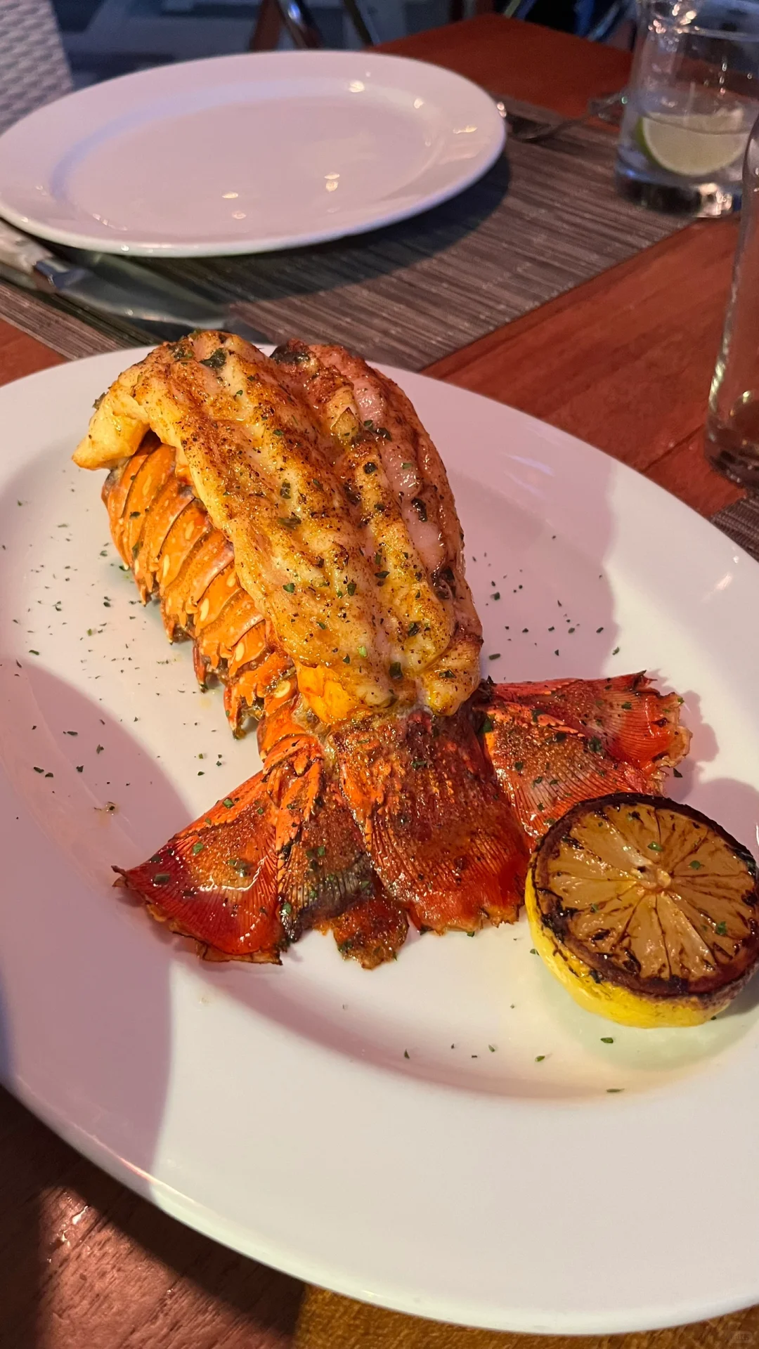 The Delish Eats in Beverly Hills, LA 🇺🇸