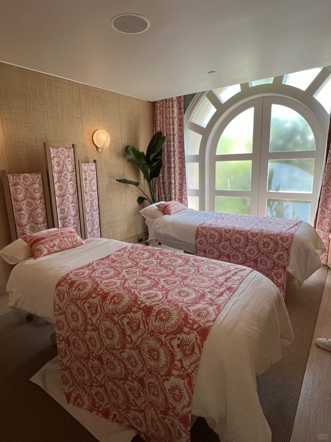 Los Angeles | Beverly Hills Dior Spa Unreal Experience