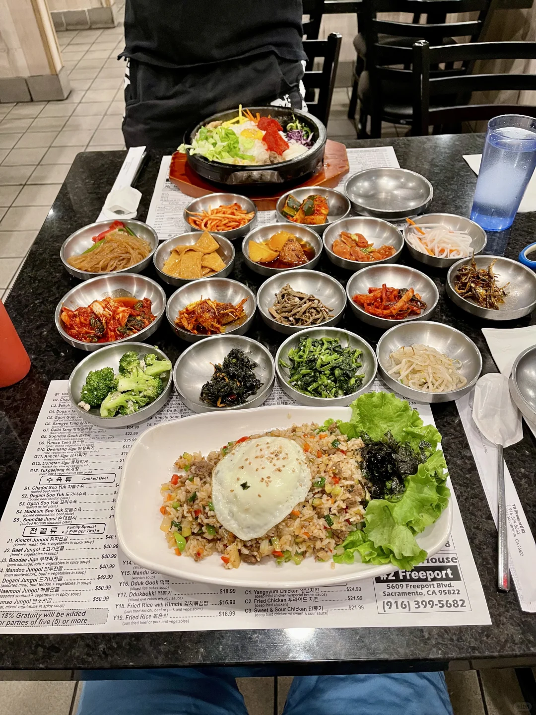 YD Tofu House: The Korean Restaurant with the Most Side Dishes I've Ever Seen