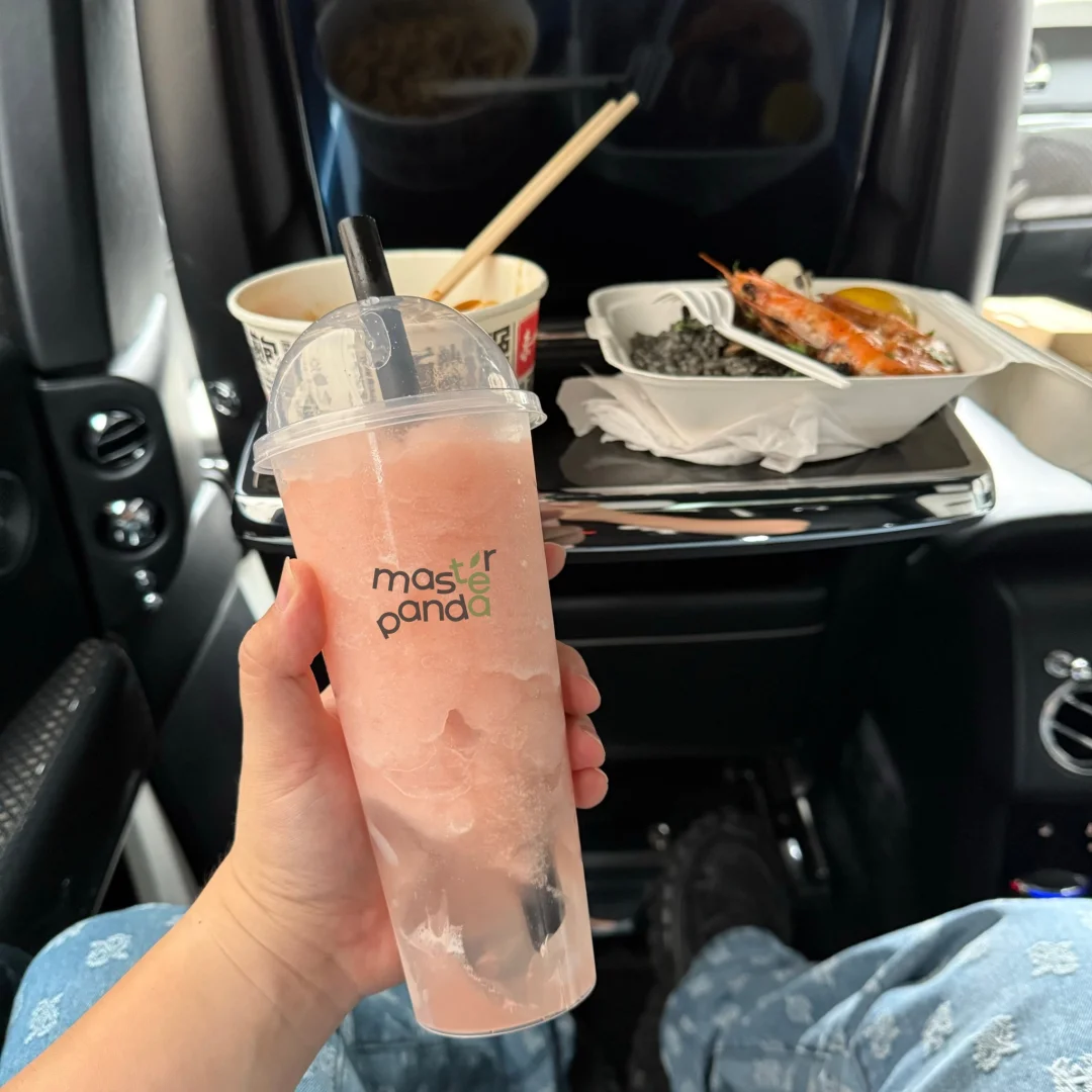 Market Day Vibes: Snacking and Relaxing in the Ride