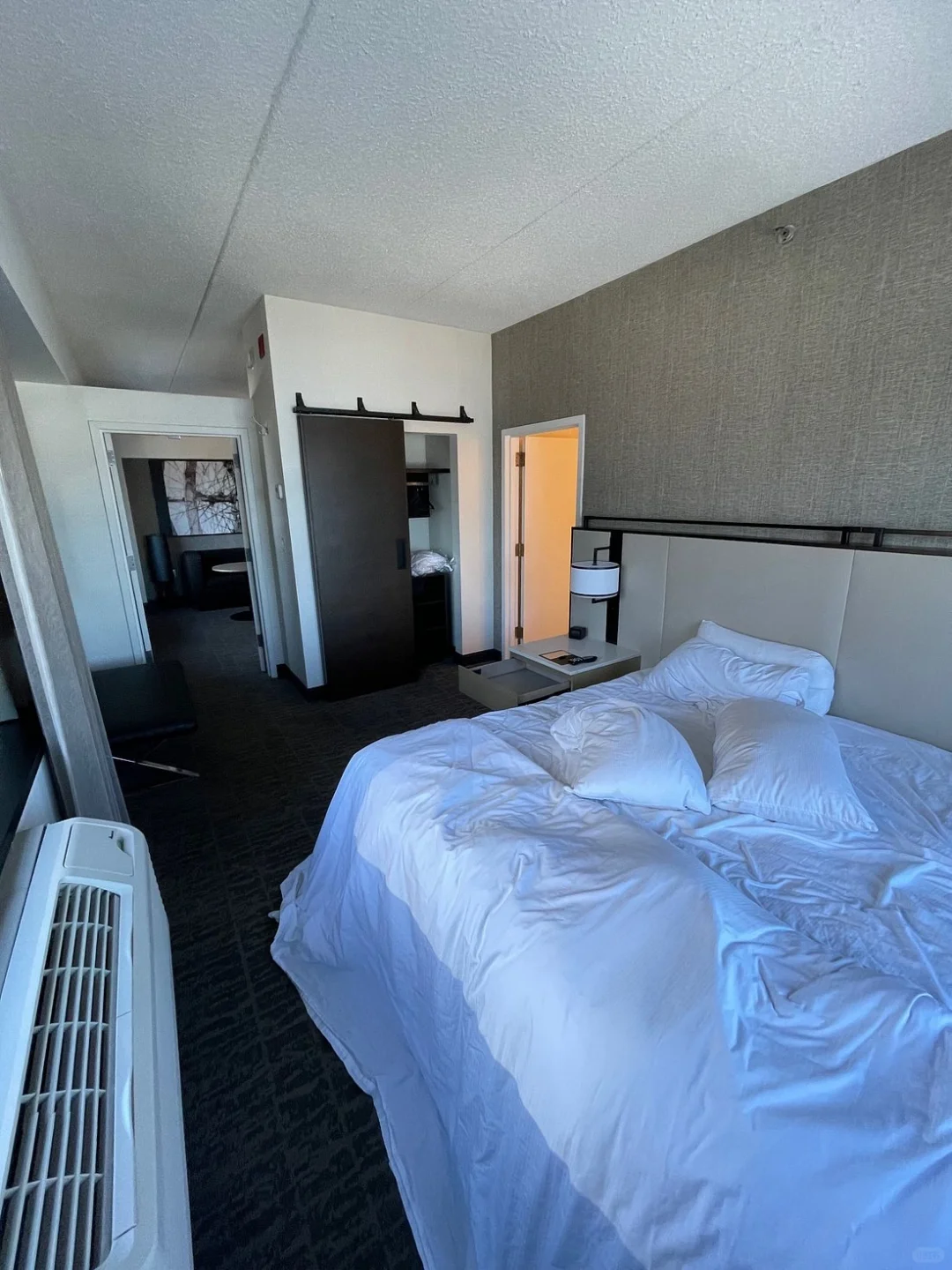 "Traveling to New York on a Budget? Check Out This Hotel!!! You Won't Be Disappointed!"