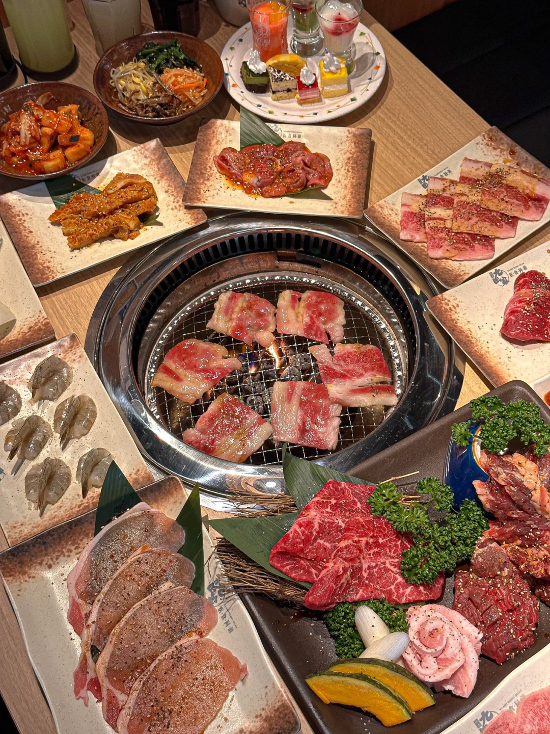 Shoutout to my Tokyo homies for the legit tip! This yakiniku buffet is 🔥!