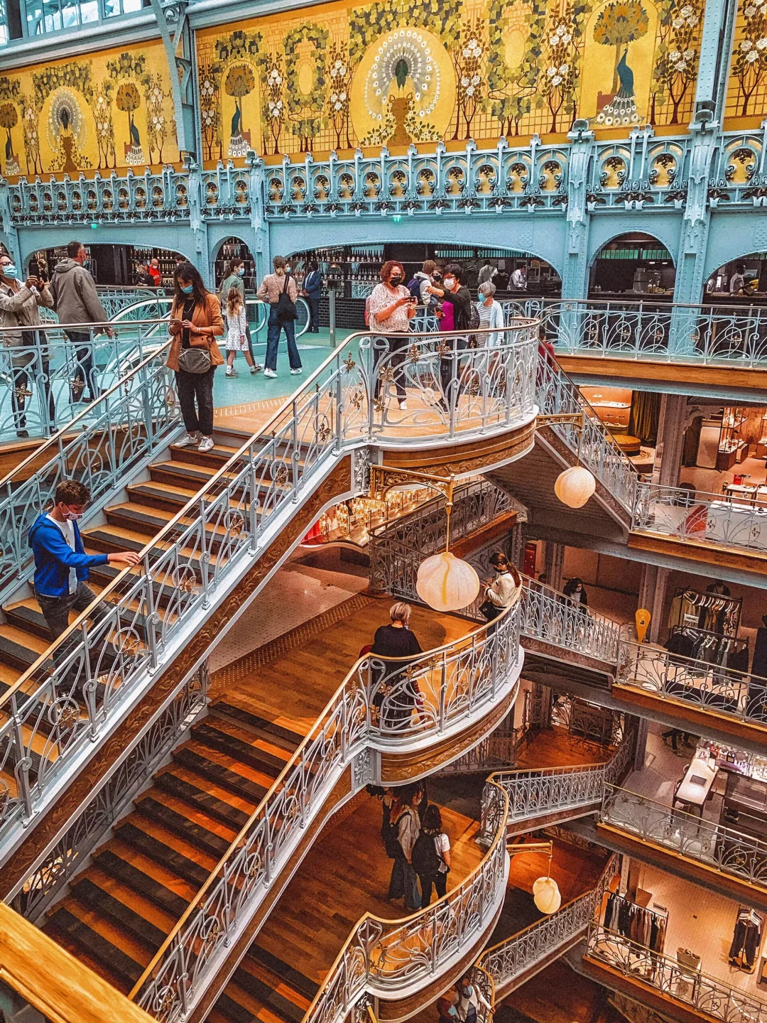 Must-Read Shopping Guide in Paris! Save It! 🛍️