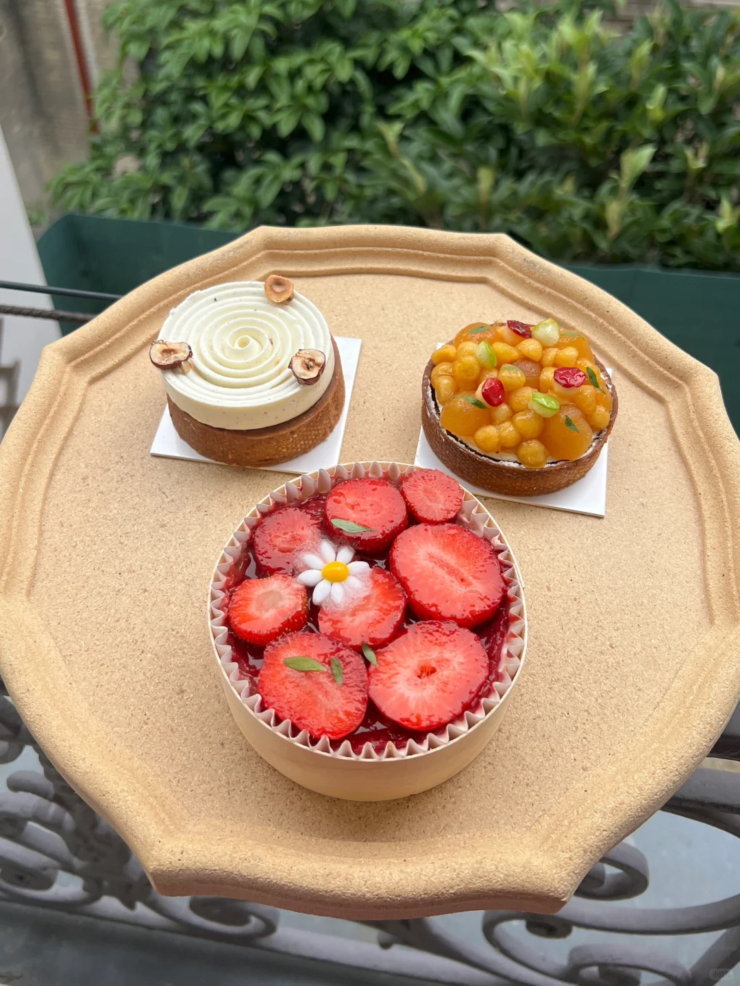 Paris Sweet Treats | 15th Arrondissement Bakery Filled with Summer Vibes