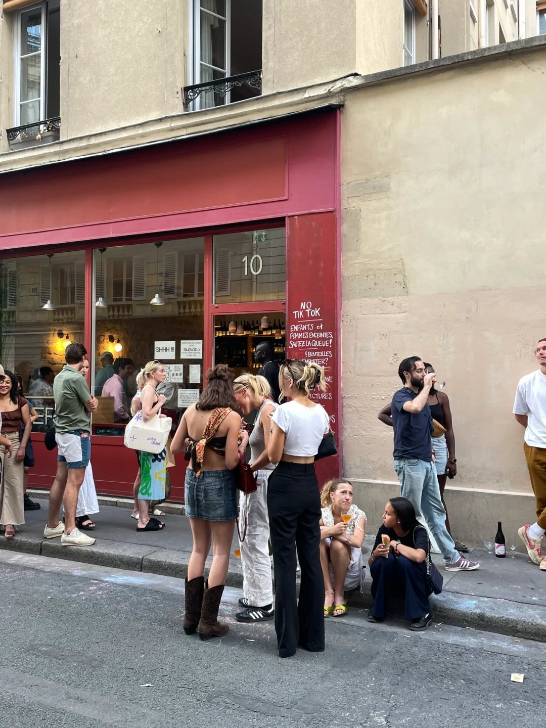 Paris | Must-Visit Insta-Famous Ice Cream Shop
