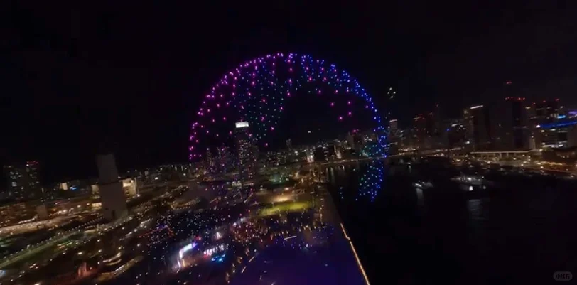 Kobe New Year's Eve Countdown ✌ Fireworks & Light Show 🎆 Live Band Performance