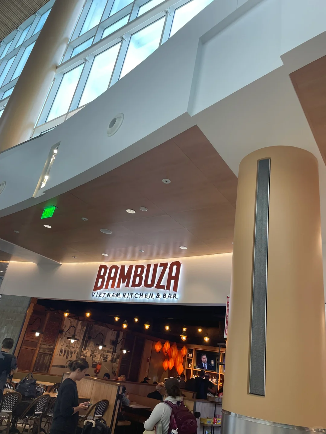 Seattle | Chase Credit Card | Free Food & Drinks at the Airport