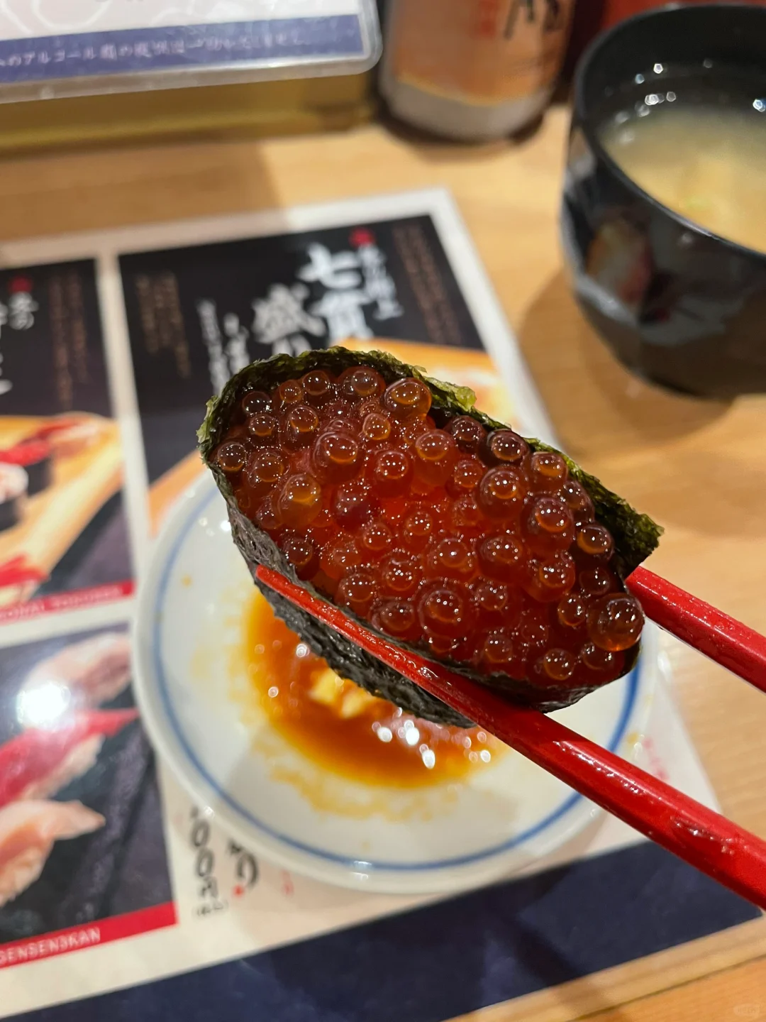 🇯🇵 Tokyo! You gotta try this sushi spot! 🍣