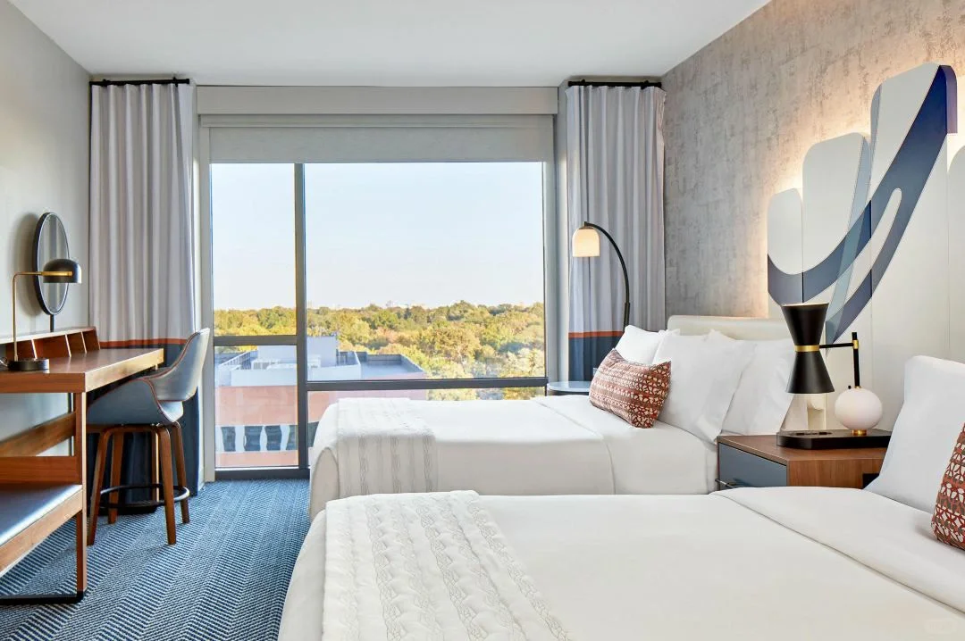 Book the Le Méridien St. Louis Clayton at Half Price 💞