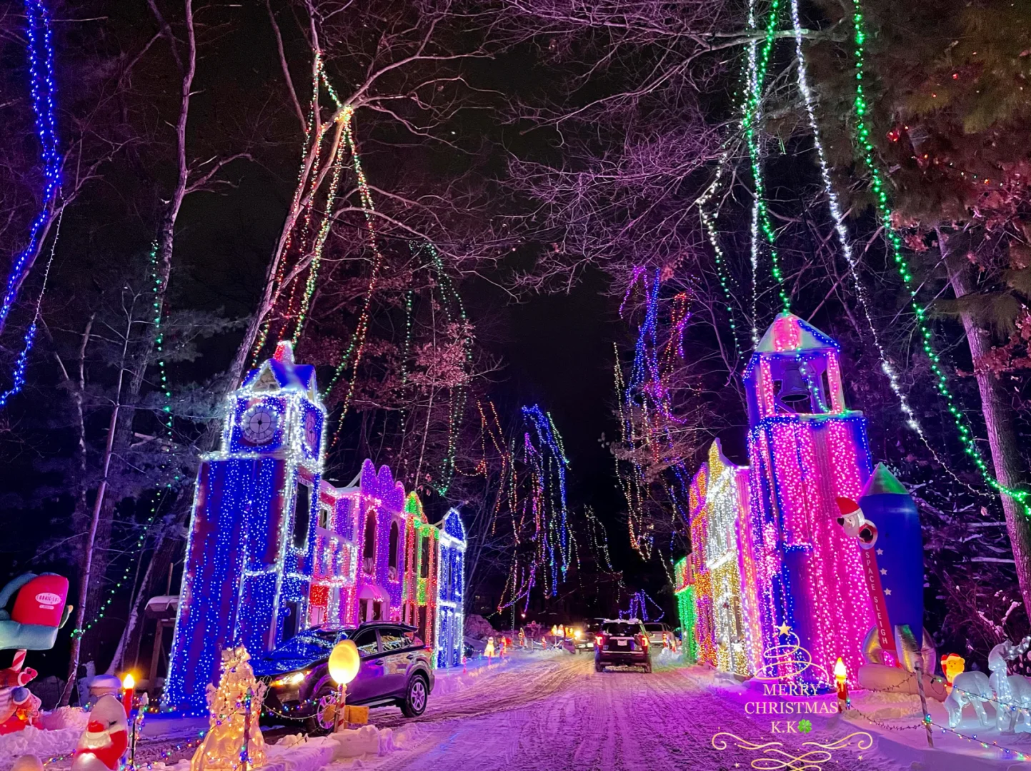 Boston Self-Drive Christmas Light Show🌟 (Free Admission)