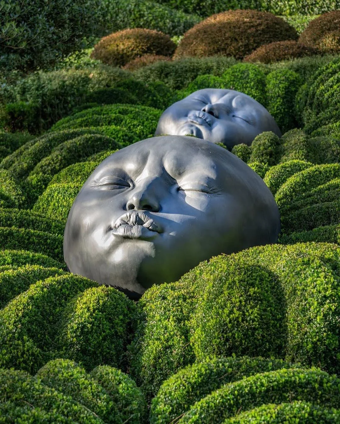 French Travel: Étretat Town - The Ultra-Viral 🌚 Park