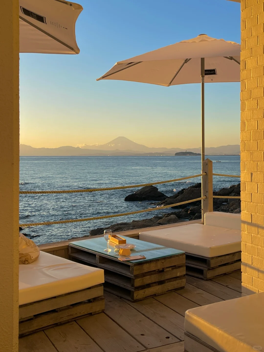 Kanagawa Coast Café | Savoring Mt. Fuji at Sunset