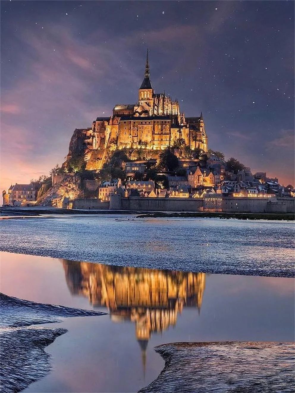 Honest Advice: Check Out These Bizarre Worlds Before Leaving France