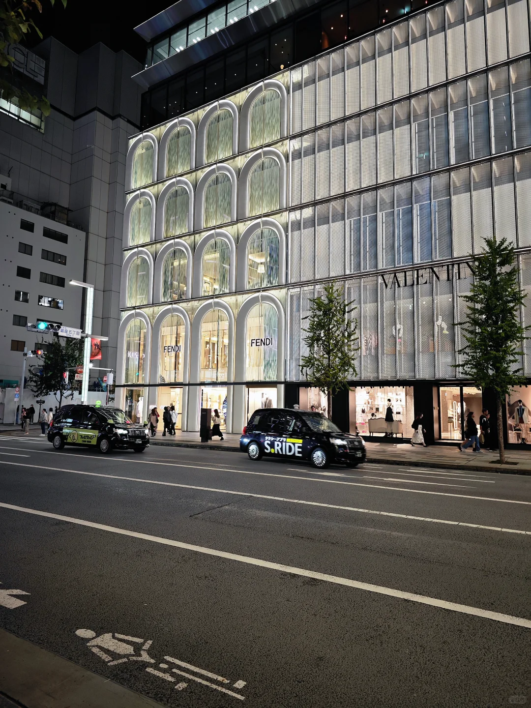 In Ginza, I Felt the Unbridgeable Gap Between Classes