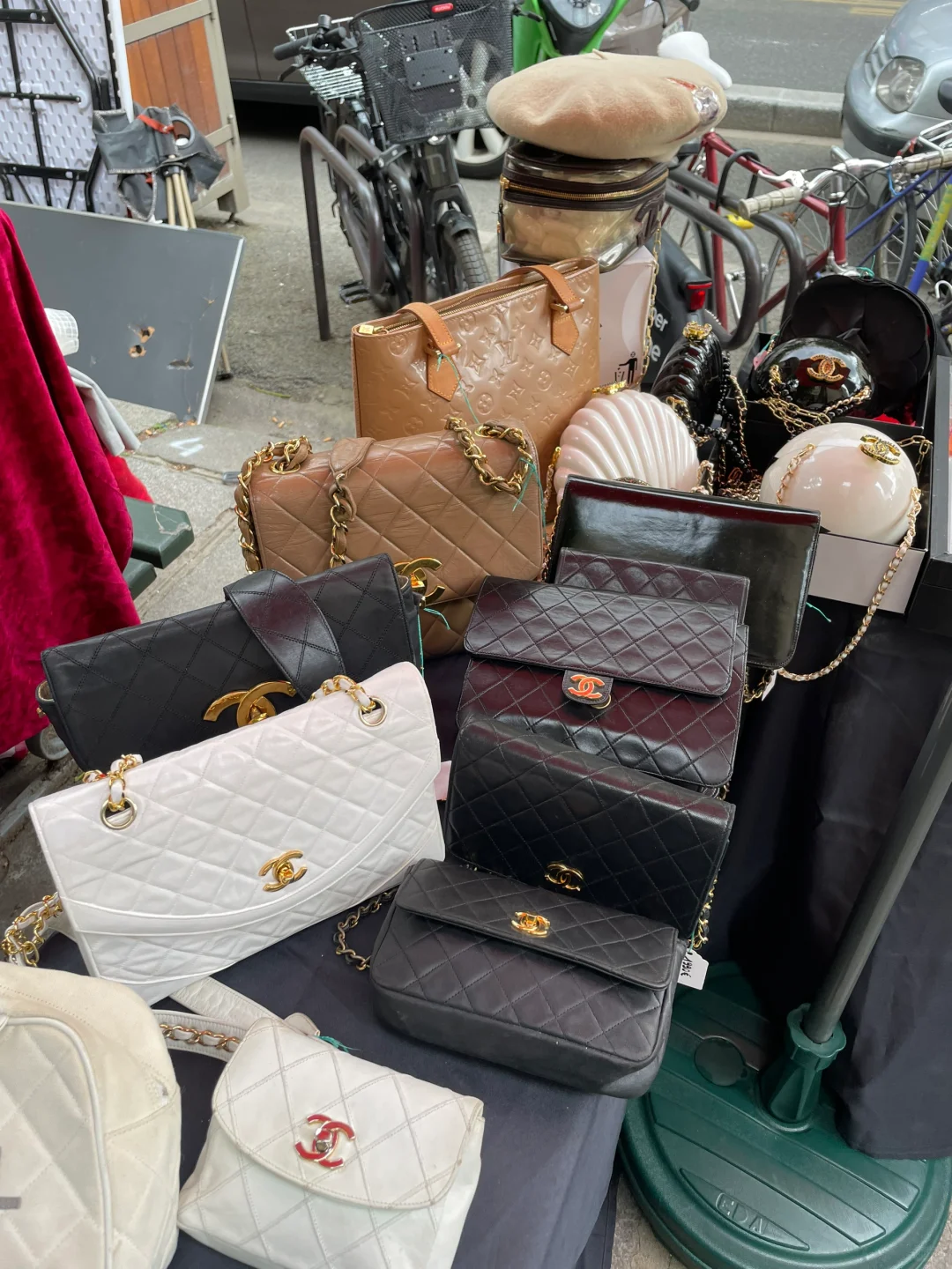 🇫🇷 Paris Vintage Flea Market: More Fake Chanel Finds
