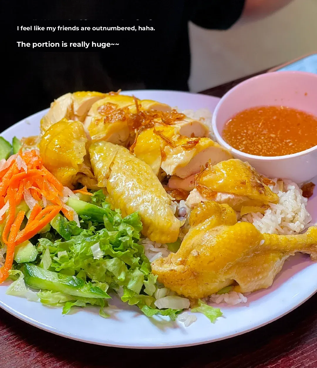 Ave's Vietnamese Restaurant Secretly Serves Hainanese Chicken Rice?! 🫥🐓