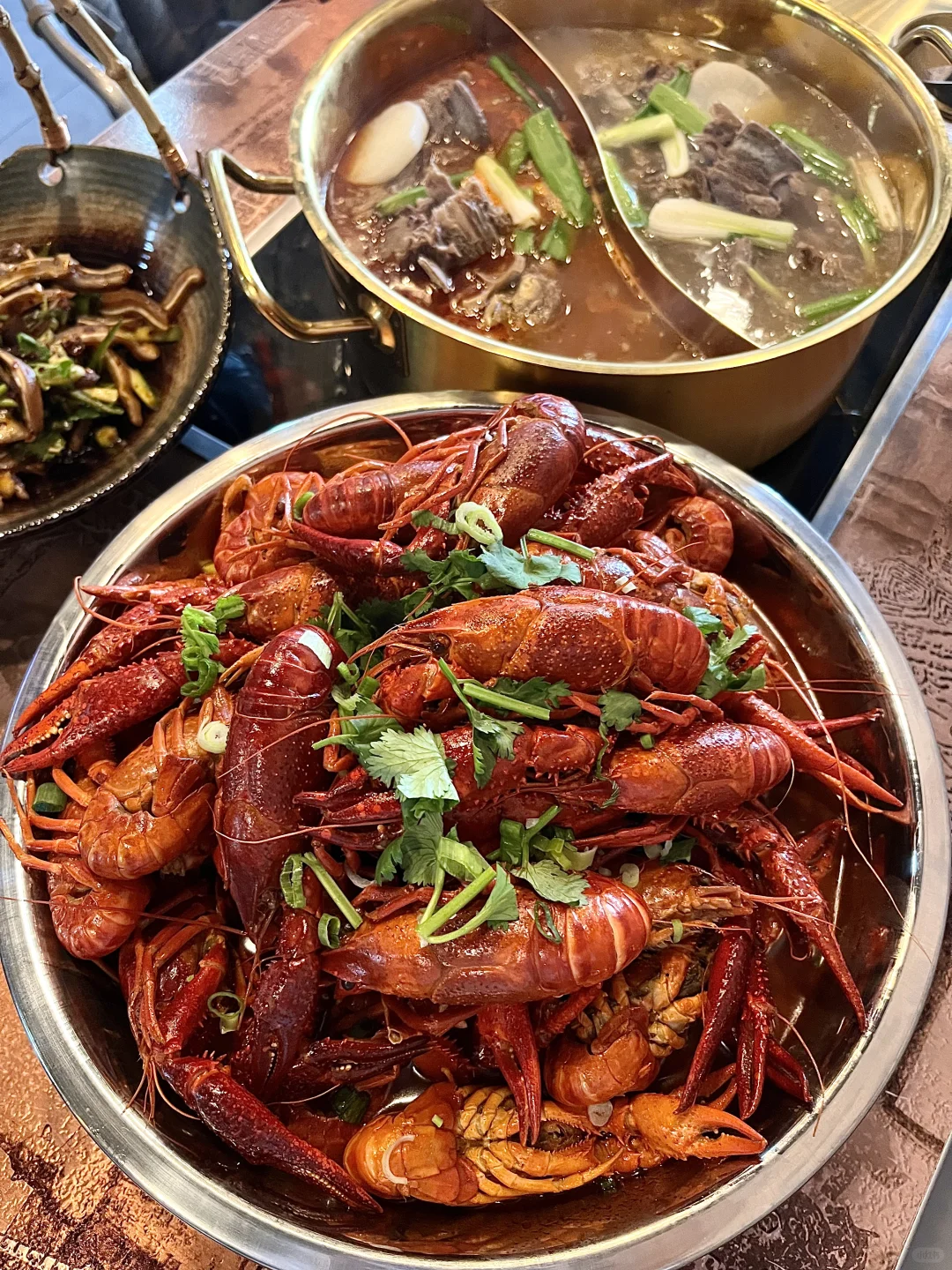 $39.99 All-You-Can-Eat Lamb Spine Hot Pot and Crawfish in NYC 🤩