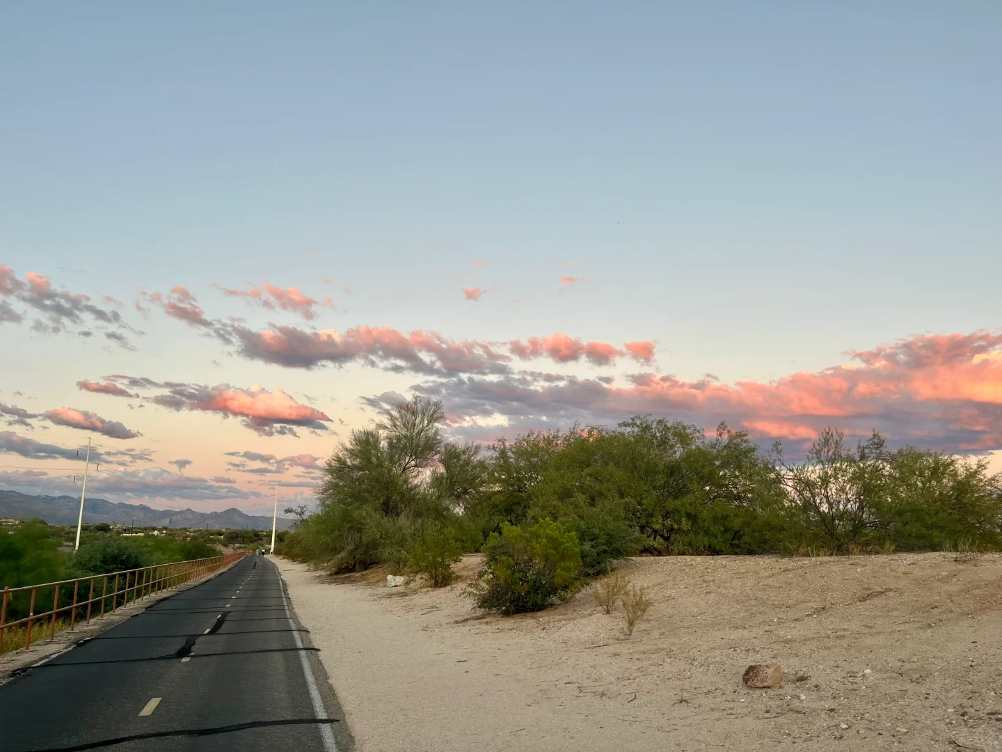 Tucson Gradually Embraces Autumn