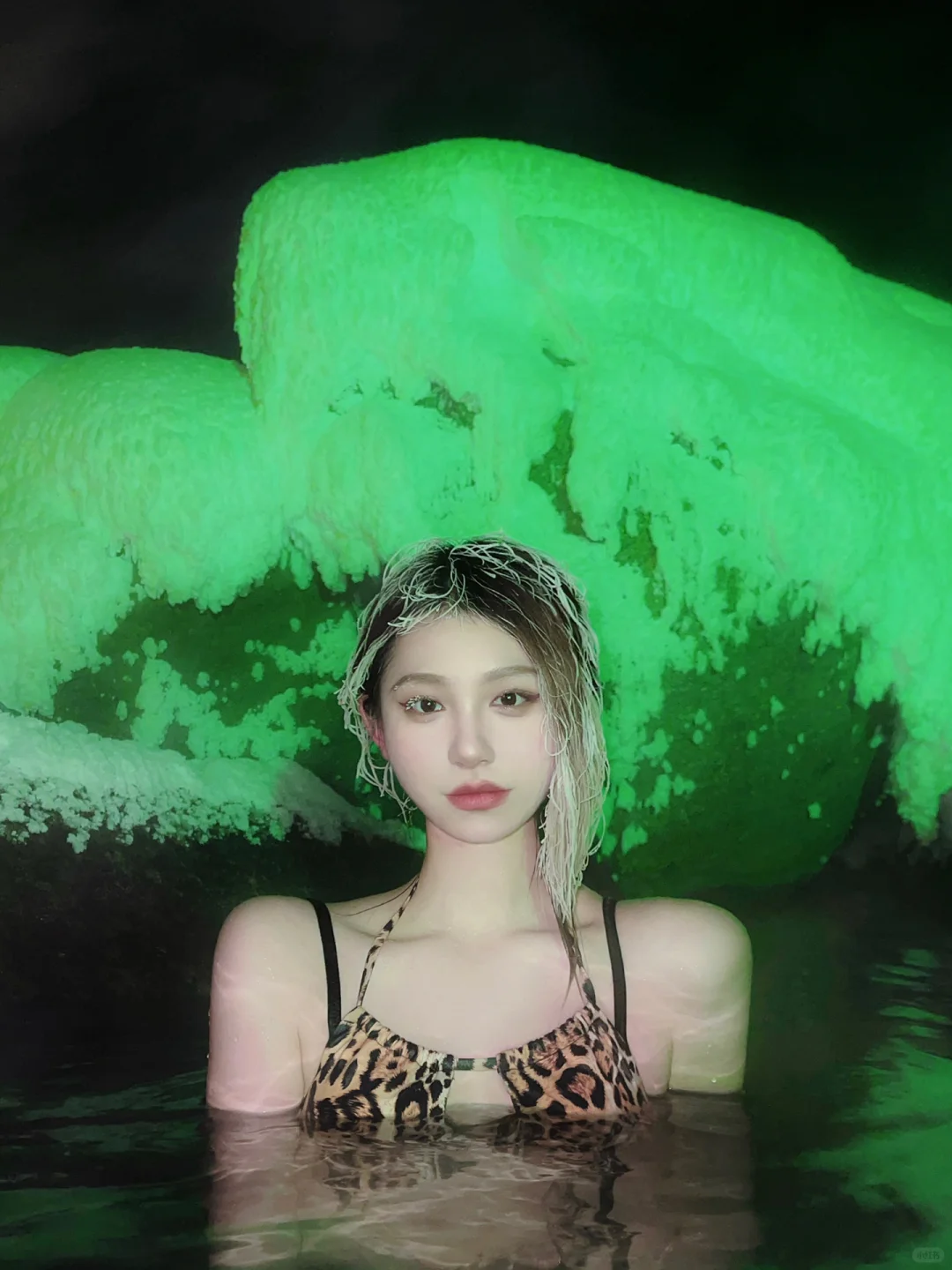 Soaking in Hot Springs at -30°C in Alaska ❇️