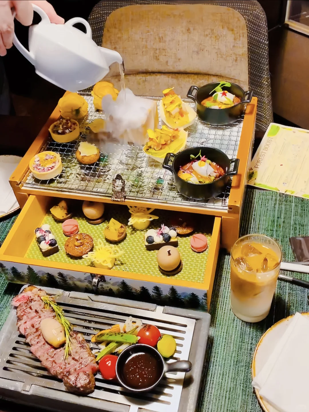 🇯🇵 Tokyo's Enchanting "Green Wonderland" Afternoon Tea 🍃