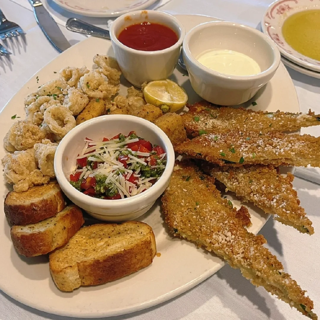 Atlanta Food Exploration #13: Maggiano's Little Italy