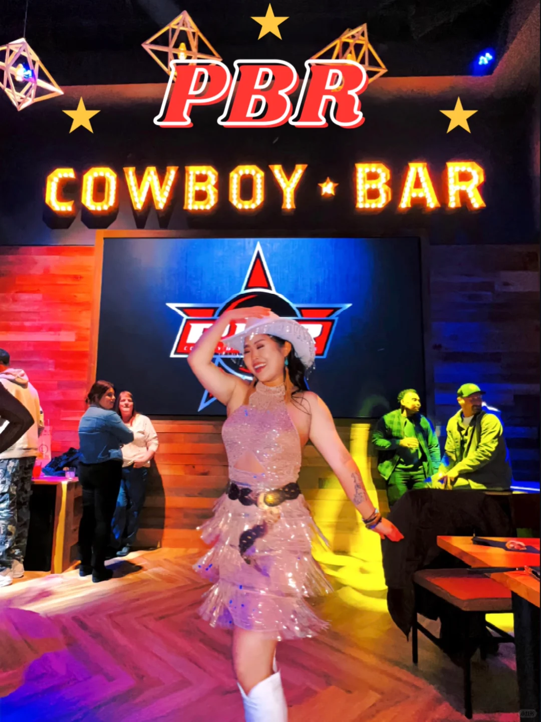 "Come to Columbus' Hot & Spicy Cowboy-Themed Bar for a Good Time! 🤠🔥"