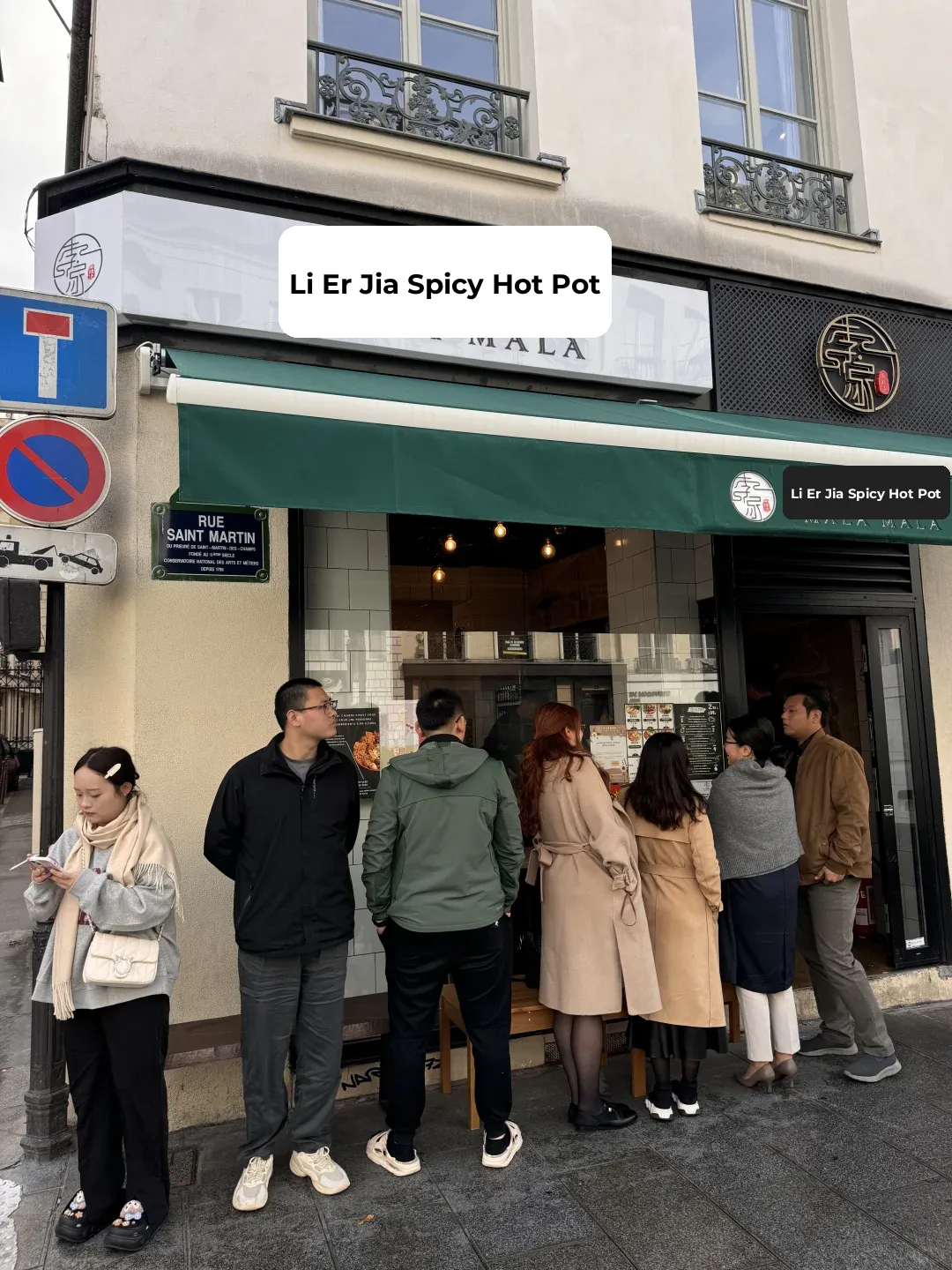 What's the Deal with This Spicy Hot Pot Place in Paris?