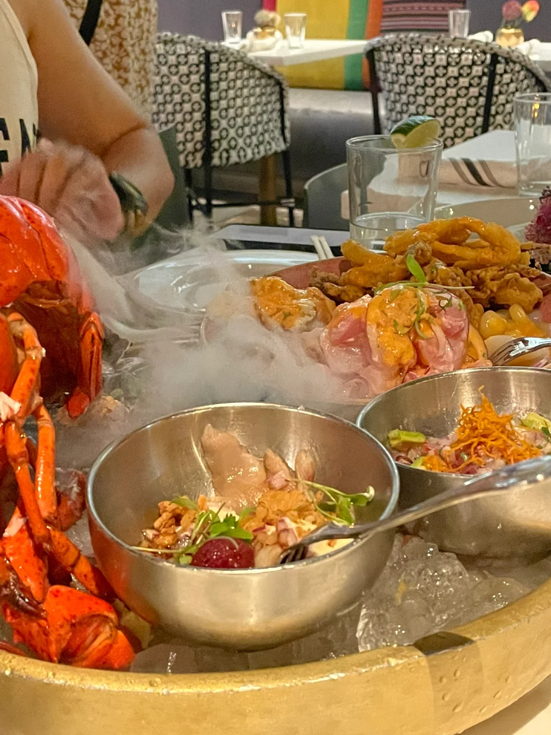 Miami Eats: Must-Try Restaurants 🍴