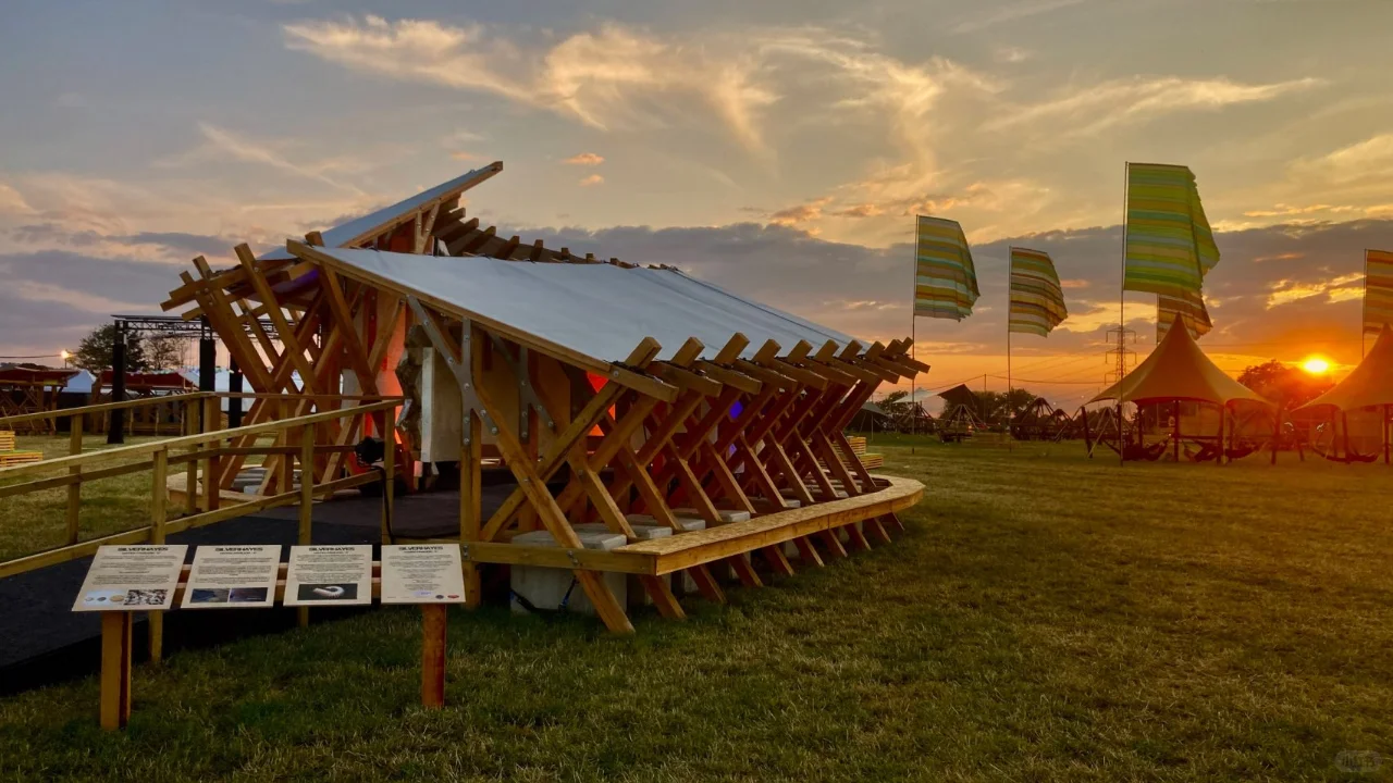 Installation | From Nature to Nature