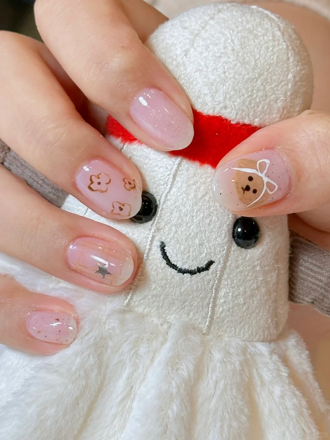 Free Nail Art in Seattle 🐻 (Fully Booked)