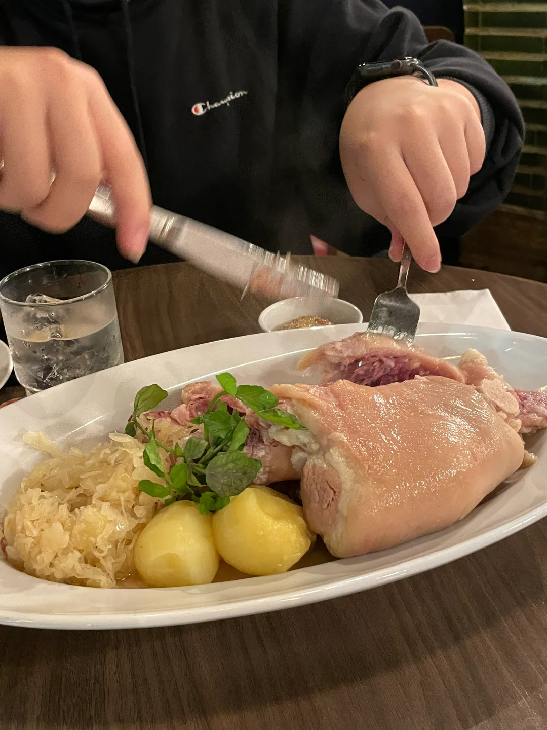 🇯🇵 Ginza | Craving Pork Knuckles? Head Here! 🍖