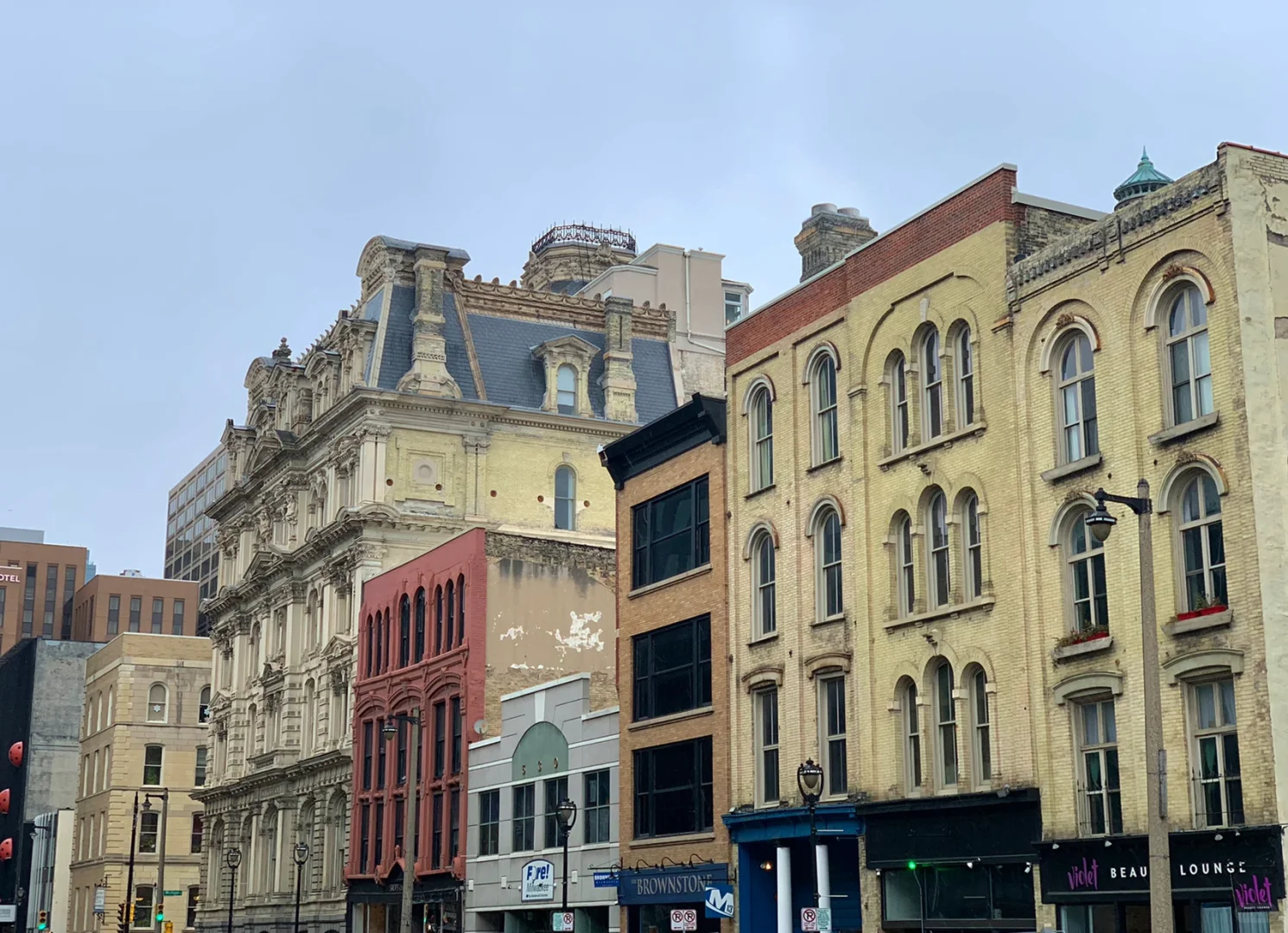 Milwaukee | A Rustic-Industrial Blend of Agriculture, Livestock, and Fishing Vibes