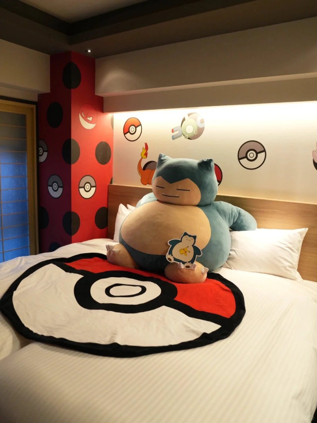 In Kyoto! The Coziest Family Room I've Ever Stayed In 😭 No Contest